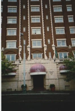 ETATS UNIS : Seattle 
Camlin Hotel